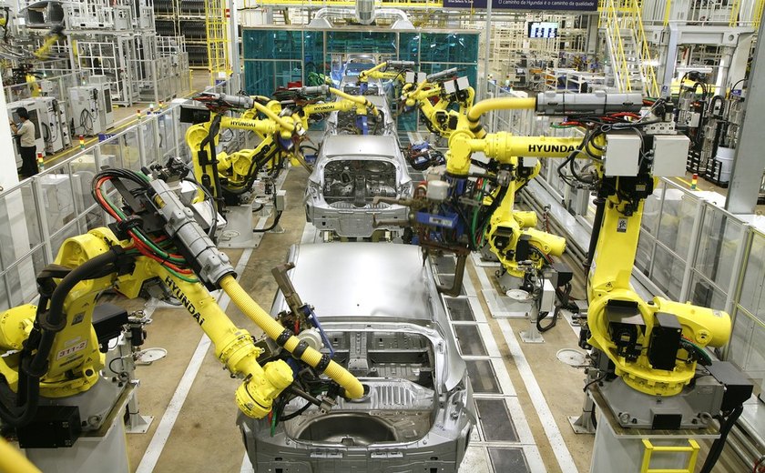 Produção de veículos cai 15,8% em fevereiro ante fevereiro de 2021, diz Anfavea