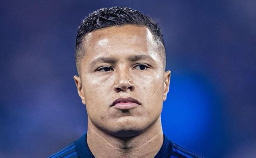 Marlon é 3º lateral esquerdo contratado pelo Grêmio: 'Sonho de jogar no clube de coração'