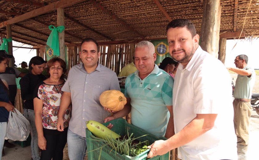 Plantando o Futuro cresce e barraca para venda de produtos orgânicos é inaugurada no Pilar