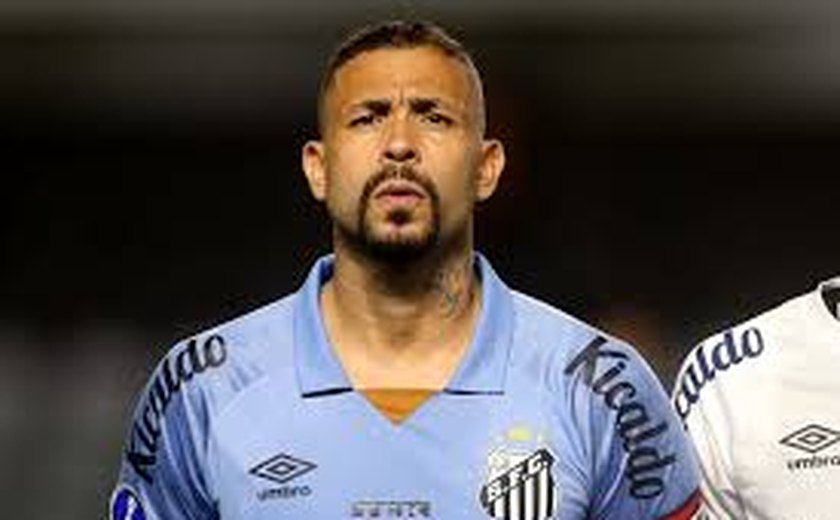 Ex-Santos, Vladimir cobra atitude do Guarani e vê Série B como uma 'competição pesada'