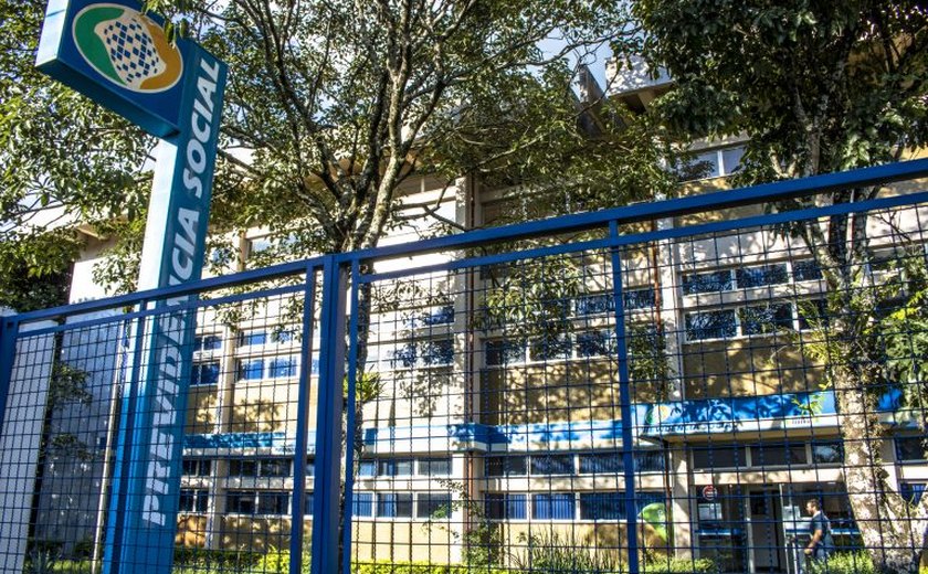Comissão debate convocações em massa para perícia de titulares do Benefício de Prestação Continuada (BPC)