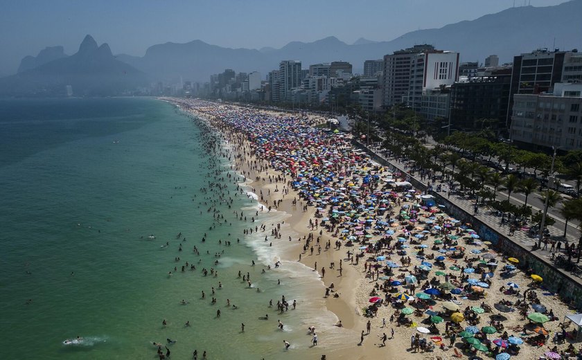 Turismo nacional cresce 8,5% em outubro e internacional supera o total de 2023 já em novembro