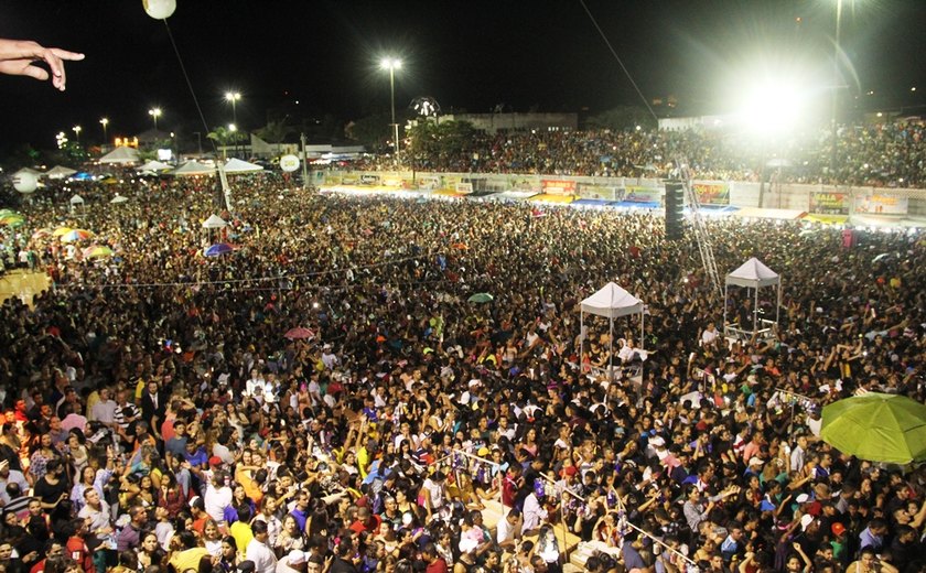 Programação artística da 135º Festa de Bom Jesus dos Navegantes tem início nessa sexta com Devinho Novaes e Anita