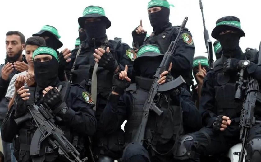 Hamas rebate Flávio Bolsonaro, a quem define como filho de extremista
