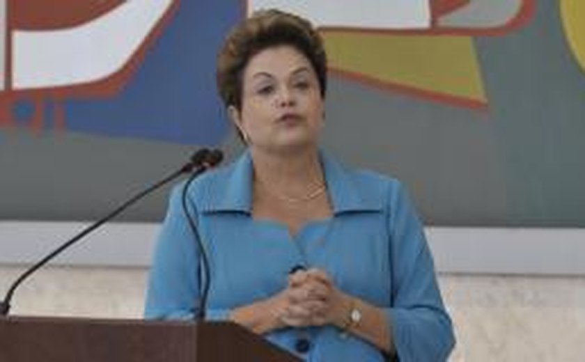 Dilma: Brasil Sorridente beneficia cerca de 80 milhões de pessoas