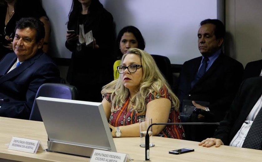 Rosinha da Adefal apresenta emenda à PEC da Reforma da Previdência para evitar prejuízos às Pessoas com Deficiência