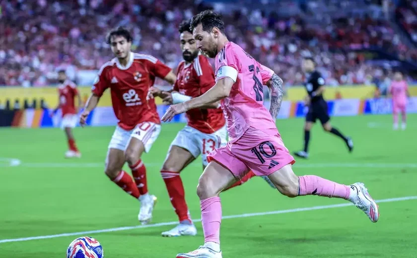 Mundial de Clubes começa sem gols, brasileiros estreiam hoje