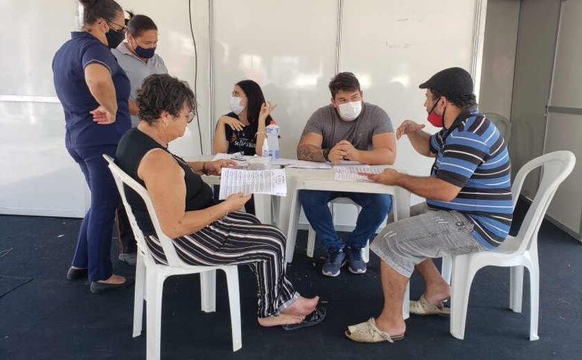 Mutirão de cadastro de MEIs segue até sábado (5), na Praça Deodoro