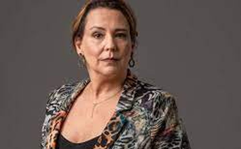 Ana Beatriz Nogueira realiza cirurgia e retira tumor no pulmão