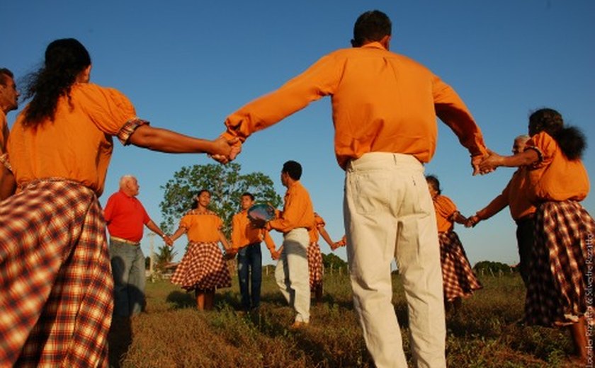 Arapiraca: Grupo de coco do mestre Nelson Rosa vai rodar o Brasil em 2015