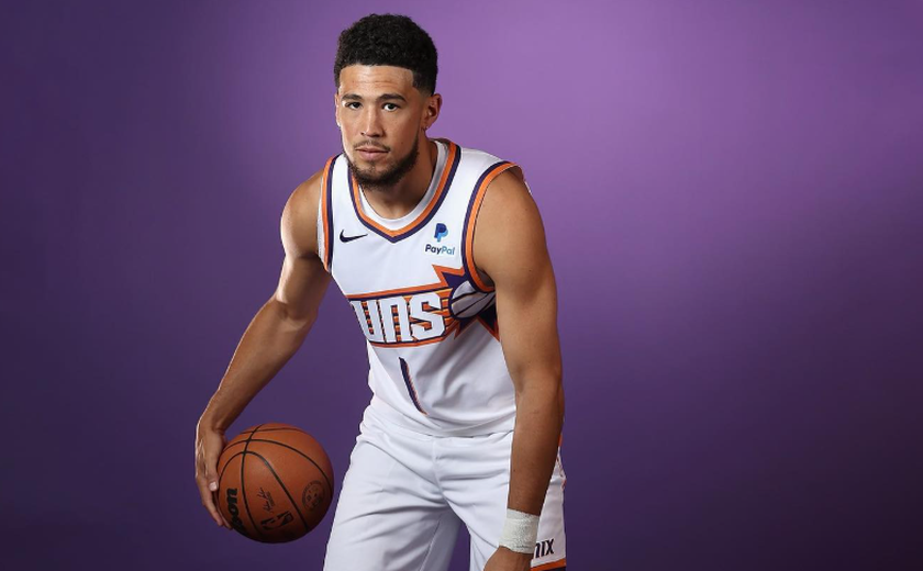 Devin Booker renova com Phoenix Suns e alcança maior salário anual da NBA