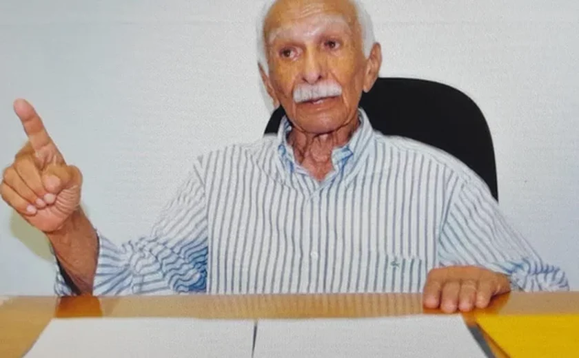Educação em luto: Arapiraca e Alagoas se despedem do Professor Moacir Teófilo