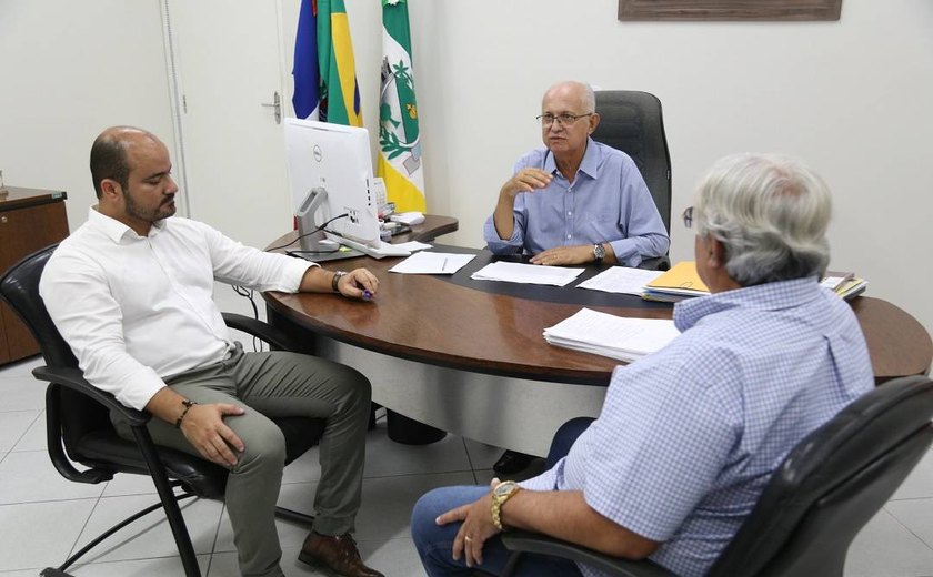 Reunião debate melhorias legais aos agentes da autoridade de trânsito do município