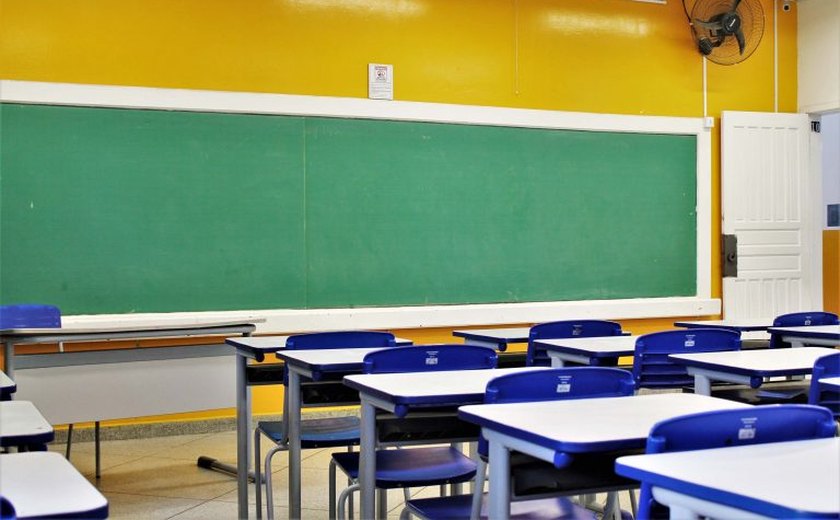 Seminário debate Sistema Nacional de Educação