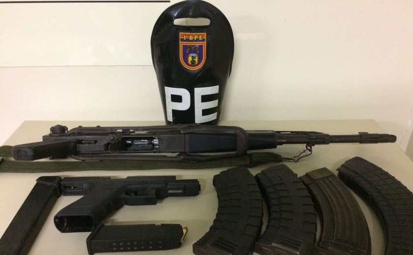 Especialistas veem risco em Rio premiar policial por fuzil apreendido
