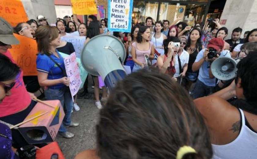 Maceió: Prefeitura lança chamada pública para capacitação para o &#8216;Mulheres Mãos à Obra&#8217;