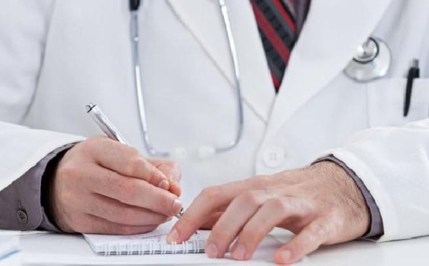 É correto omitir o diagnóstico do paciente? Qual a participação da família? Médicos explicam