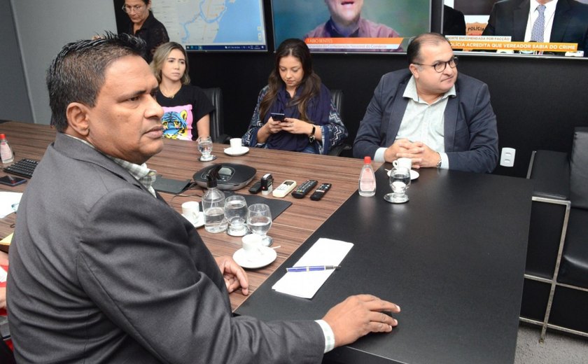 Em visita à Seris, secretário da Fazenda George Santoro conhece ações e situação das unidades prisionais