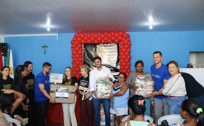 Em parceria com TJ, prefeito Dalminho entrega absorventes da campanha “Um Fluxo de Amor” a mulheres de Belo Monte