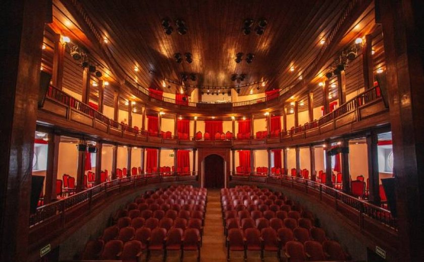 Teatro Sete de Setembro completa 137 anos marcando a história de Alagoas