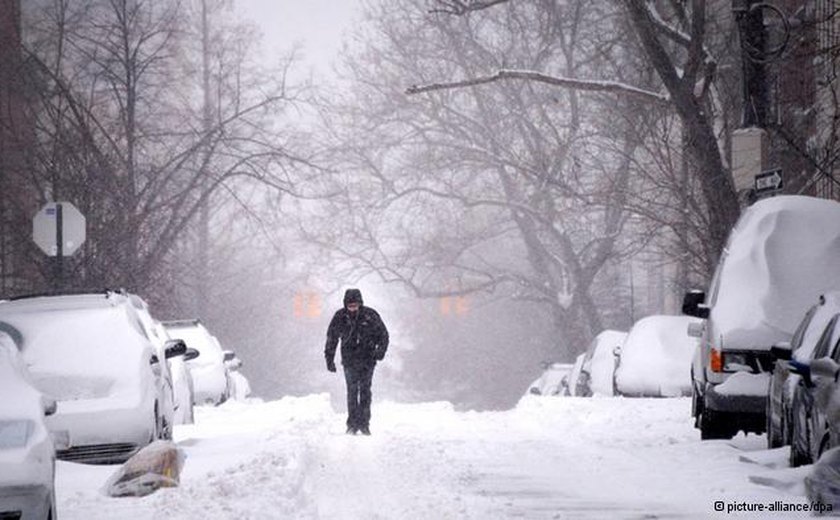 Tempestade de neve causa transtornos no sul dos EUA
