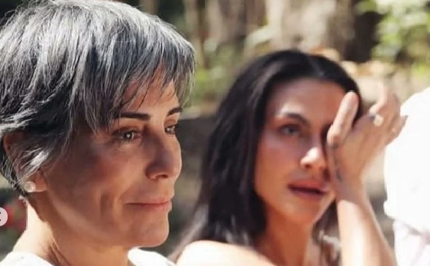 Gloria Pires repudia críticas após beijo em Cleo repercutir na web: 'Ignorância'