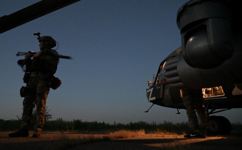 Exército russo realiza ataque combinado contra setor militar-industrial ucraniano, relata MD