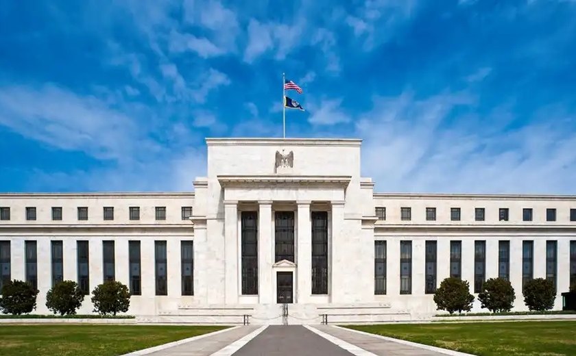 Fed: Proposta para alta no capital de bancos começaria a valer em 2025, com mudança gradual