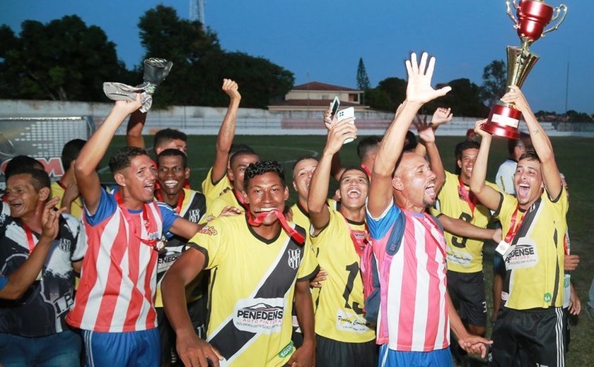 Ponte Preta conquista o Campeonato Amador de Futebol de Penedo