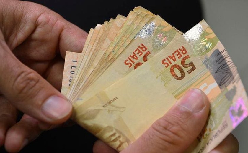 Dúvidas sobre o reajuste do salário mínimo em 2025? Saiba qual será o reajuste