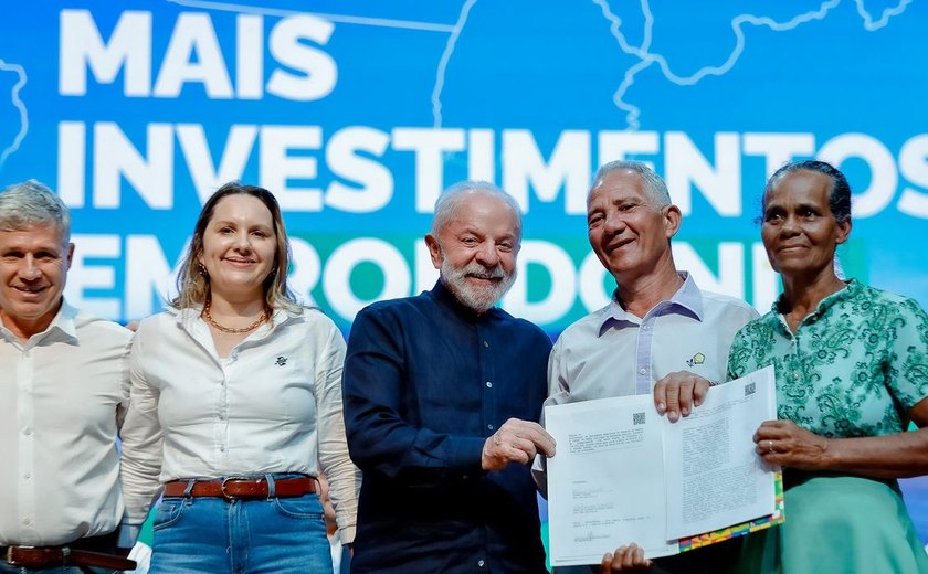 Bolsonaro está tendo o direito de se defender, diz Lula