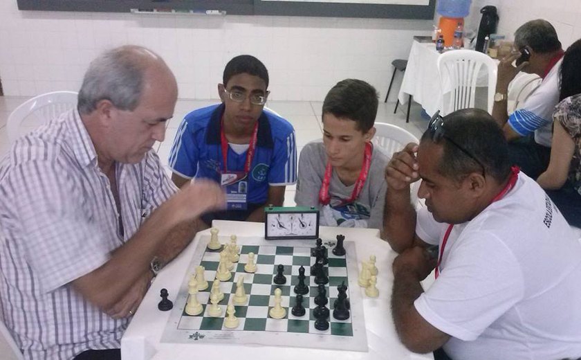 JEAL: Palmeirense Ewerton Guedes vai à Maceió e é destaque no Xadrez