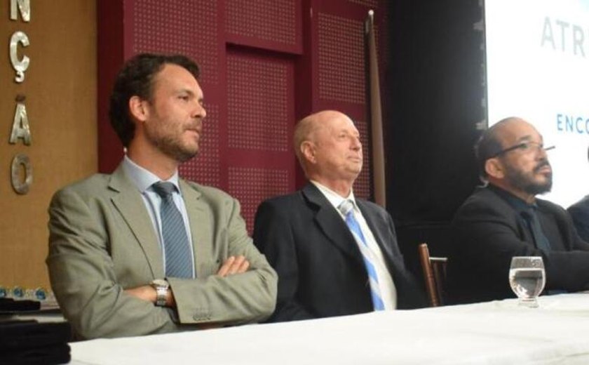 Subprocurador-Geral marcou presença em evento de comemoração dos 30 anos da Atricon