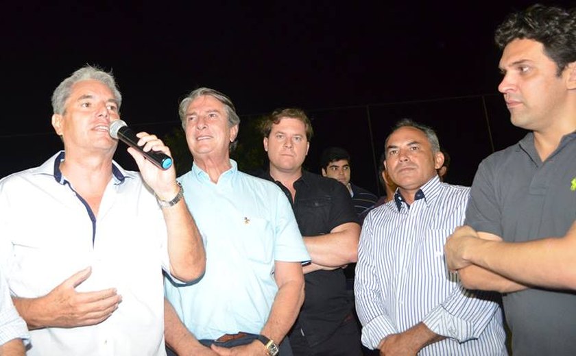 Celso Luiz é prestigiado por lideranças políticas durante entrega de obra em Canapi