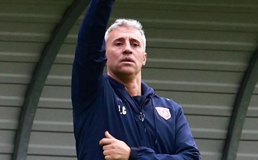 Hernán Crespo é anunciado como novo técnico do Al Ain, dos Emirados Árabes