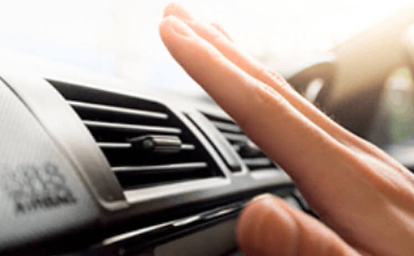 Desligar o ar-condicionado economiza gasolina? Tanque cheio 'pesa' no carro?