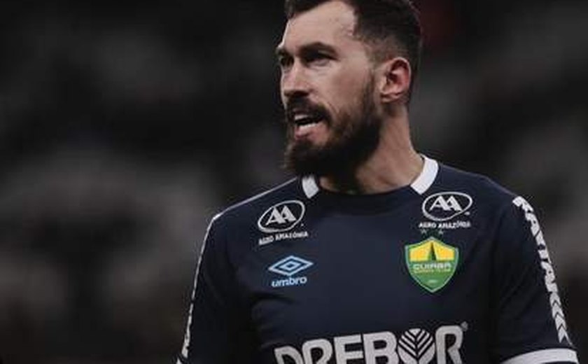Walter faz grandes defesas e garante o empate sem gols do Cuiabá com o Atlético-GO