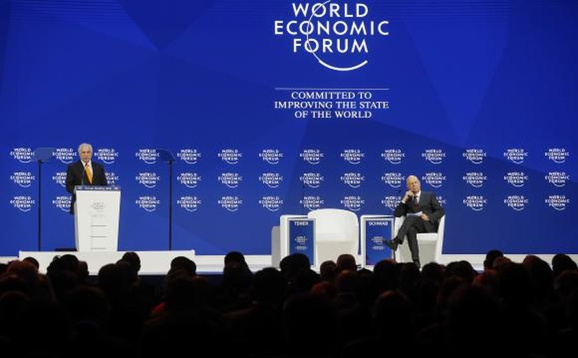 Em Davos, Temer defende reformas em andamento no país