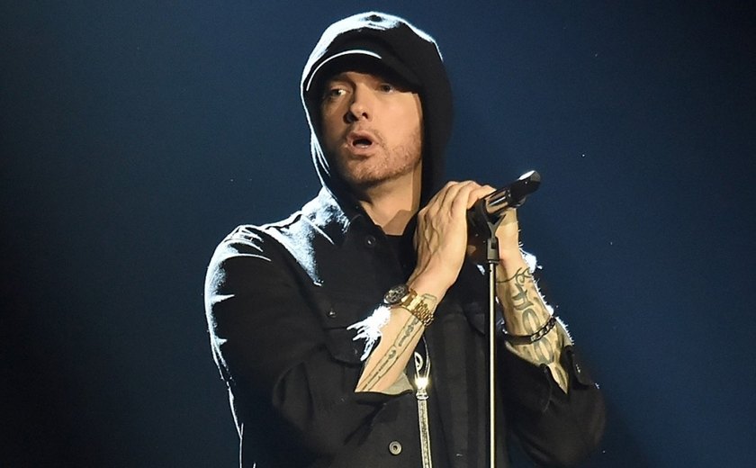 Eminem lança álbum de surpresa e defende mudanças nas leis sobre armas