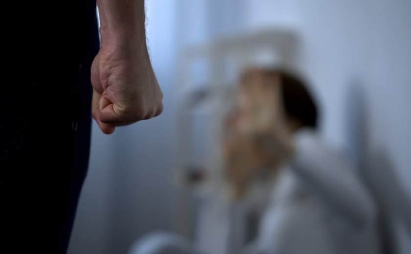 Após denúncias de agressão e furto, ex-marido de Patrícia Ramos se diz à disposição das autoridades para esclarecimentos