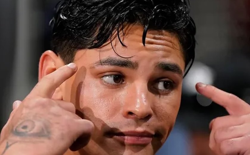 Ex-campeão mundial de boxe preso por vandalismo e que caiu no doping, anuncia aposentadoria: 'Mamãe tem câncer, estou sendo processado'