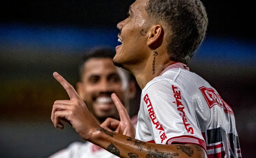De virada, CRB vence Botafogo-SP e deixa a zona de rebaixamento da Série B: 4 a 1