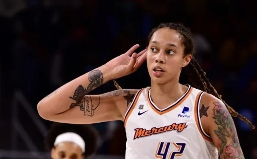 Confirmada em Paris, Brittney Grinner será mãe pouco antes das Olimpíadas: sua mulher está grávida do primeiro filho do casal