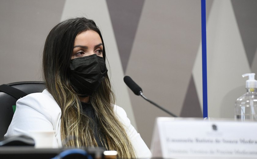Emanuela: memória da reunião no ministério com 10 dólares por dose é mentirosa