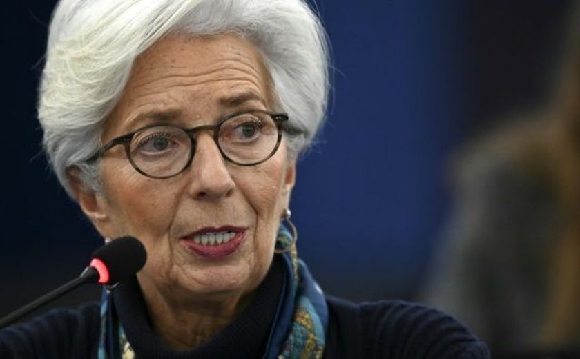 Precisamos de sistema bancário saudável, diz Lagarde no Parlamento Europeu