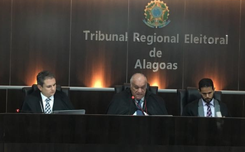 Procurador Regional Eleitoral se despede do TRE/AL