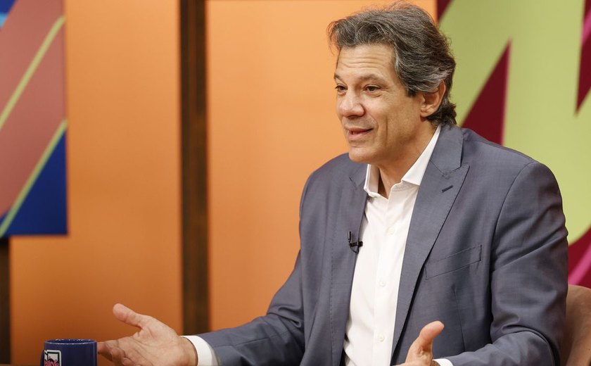 Governo prepara MP para recalibrar IOF e aumentar arrecadação