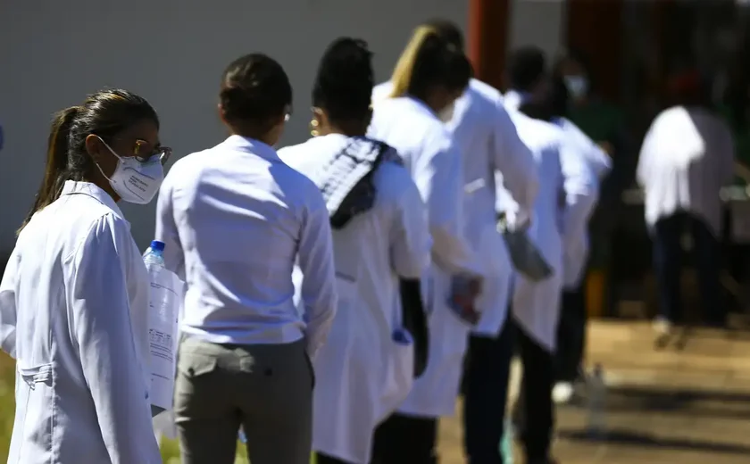 Diplomas estrangeiros: Revalida acontece neste final semana