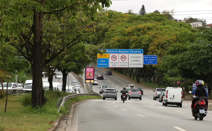 Sob protestos, Nova Raposo Tavares é leiloada por R$ 2,1 bi; veja o que muda na rodovia