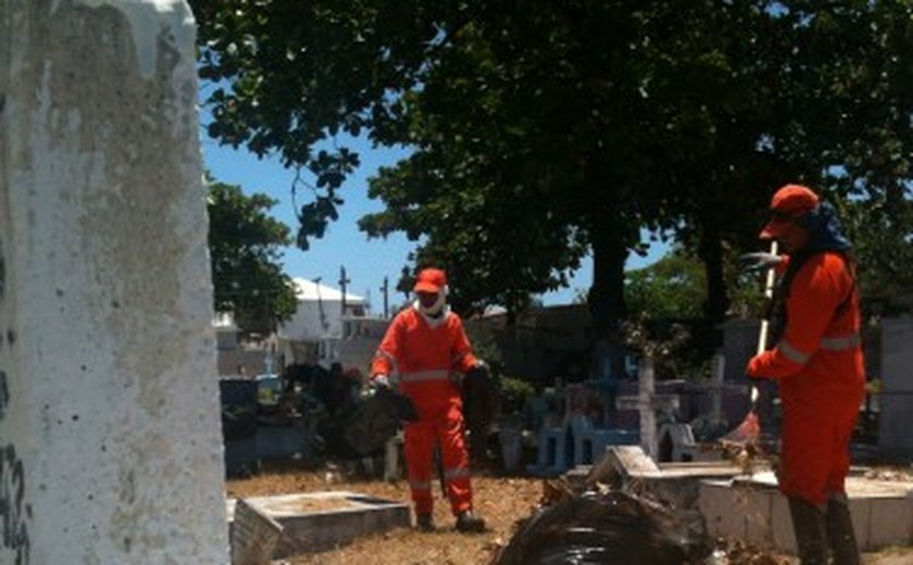 Maceió: Slum realiza limpeza em cemitérios públicos